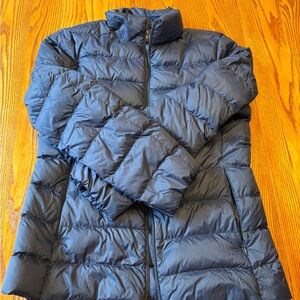 Quince Navy Puffer Jacket